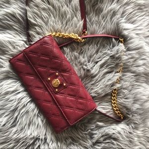 Marc Jacobs Wallet on Chain
